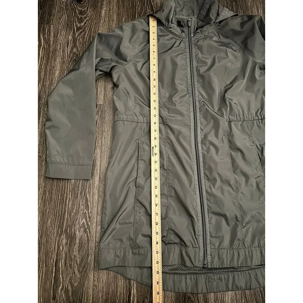 Women’s Athletic Works Lightweight Windbreaker Jacket size XL